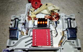 Еще один вариант конструкции: Сам электрик